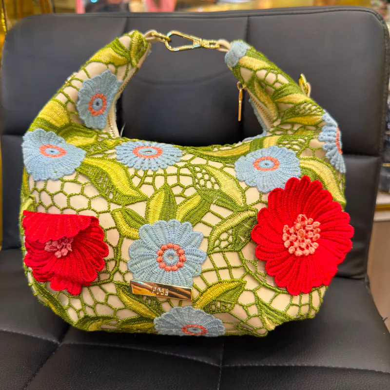 0625HB54-THAILAND-HANDBAGS-森林系立體花刺繡餃子包（A54）