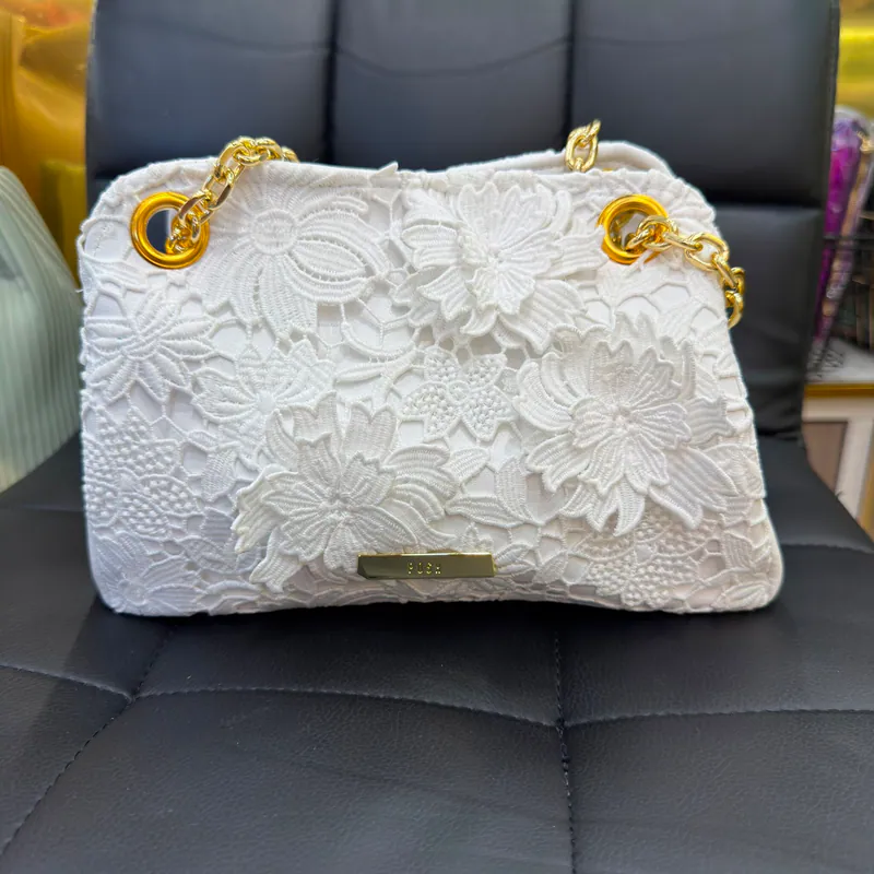0625HB59-THAILAND-HANDBAGS-白色立體花長方形袋（A59）