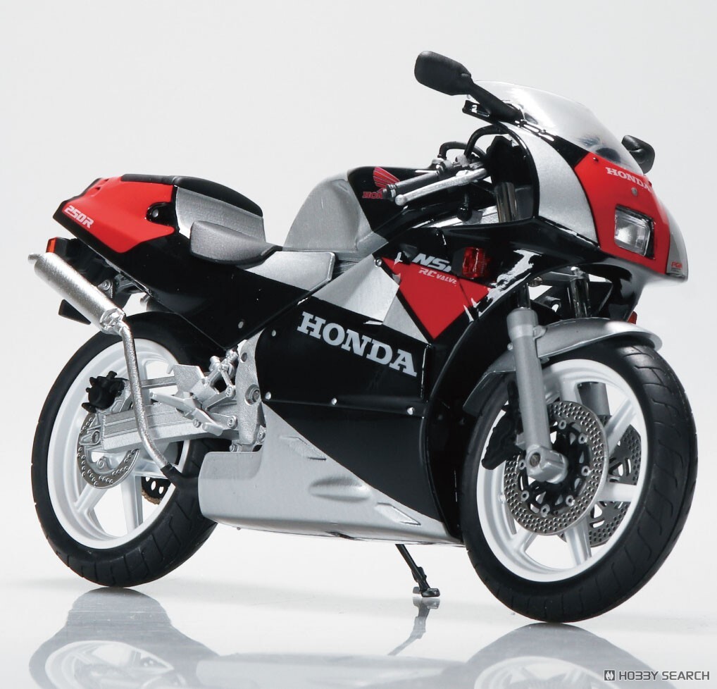 青島 1/12 本田Honda NSR250R 89 黑紅/藍白紅 2種選擇 完成品