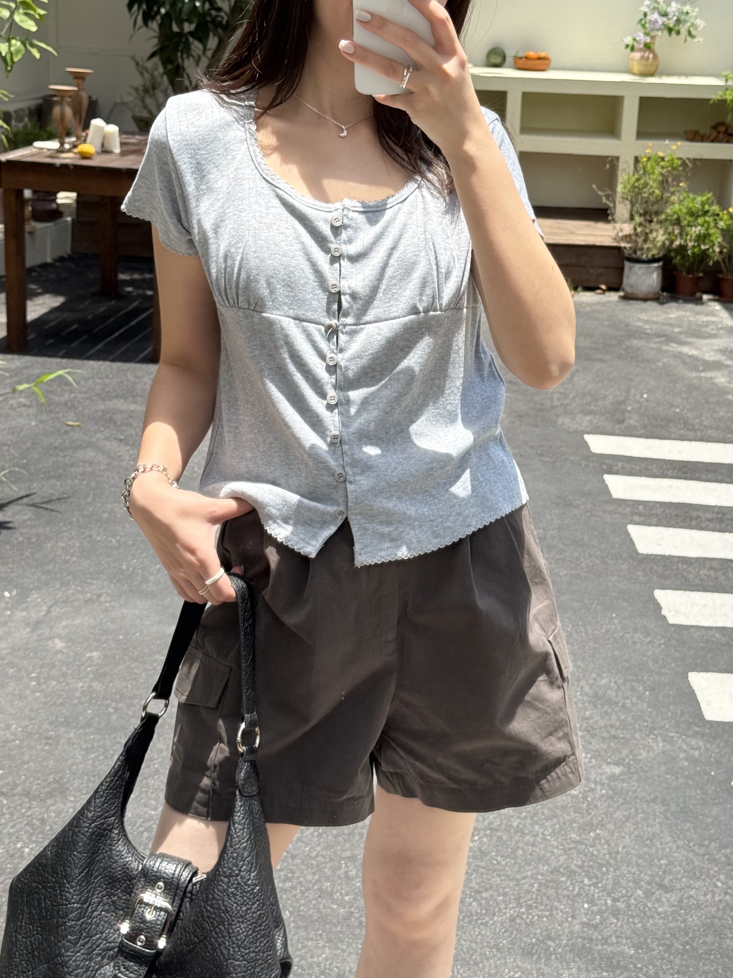 附皮帶後鬆緊休閒感短褲