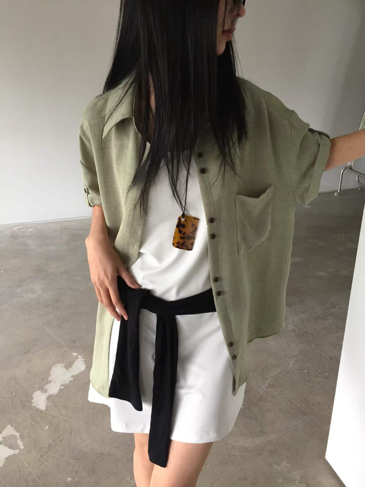 Jun6106 木質調 不易皺短袖反摺古巴襯衫