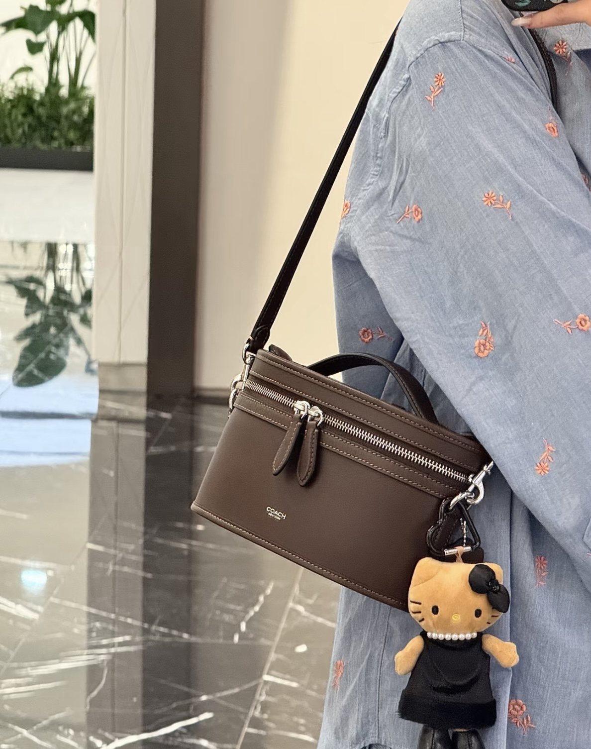 【預購】COACH H0623800 Trail 盒子包