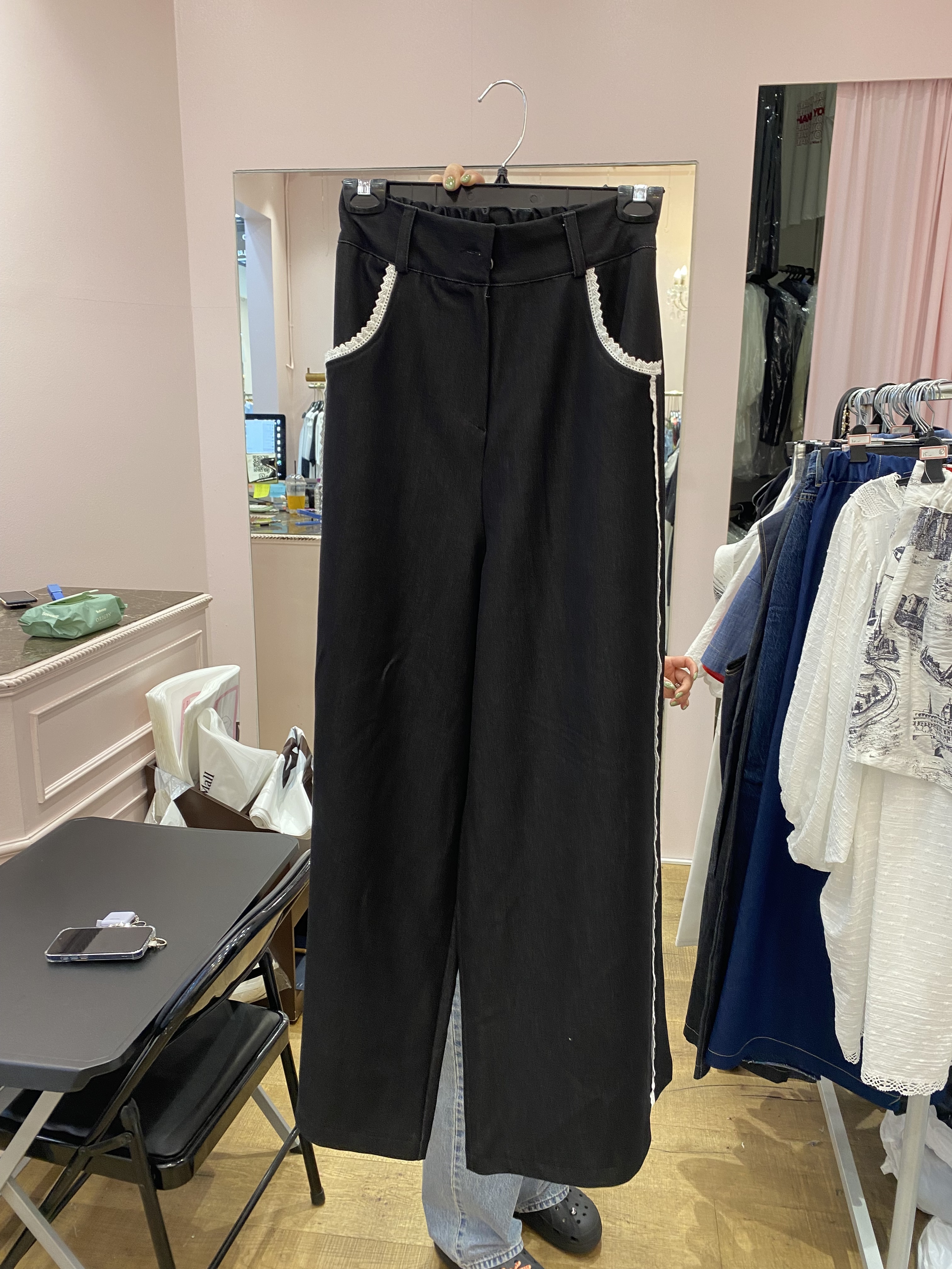 [限量]OT86   黑褲 腰24-32 HIP44 長40 $499