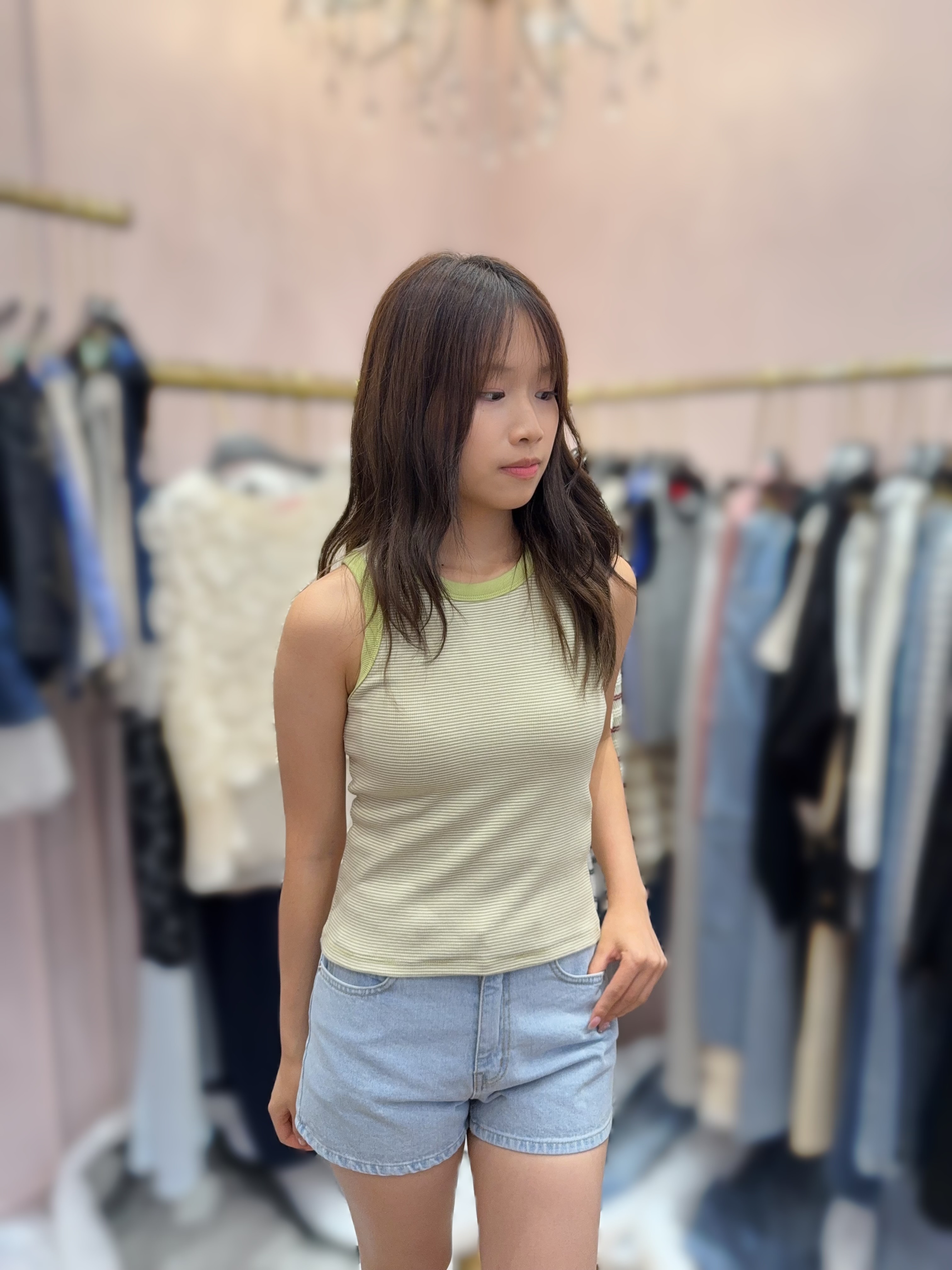[限量]OT75   橫間背心  胸28-44 長19 $399