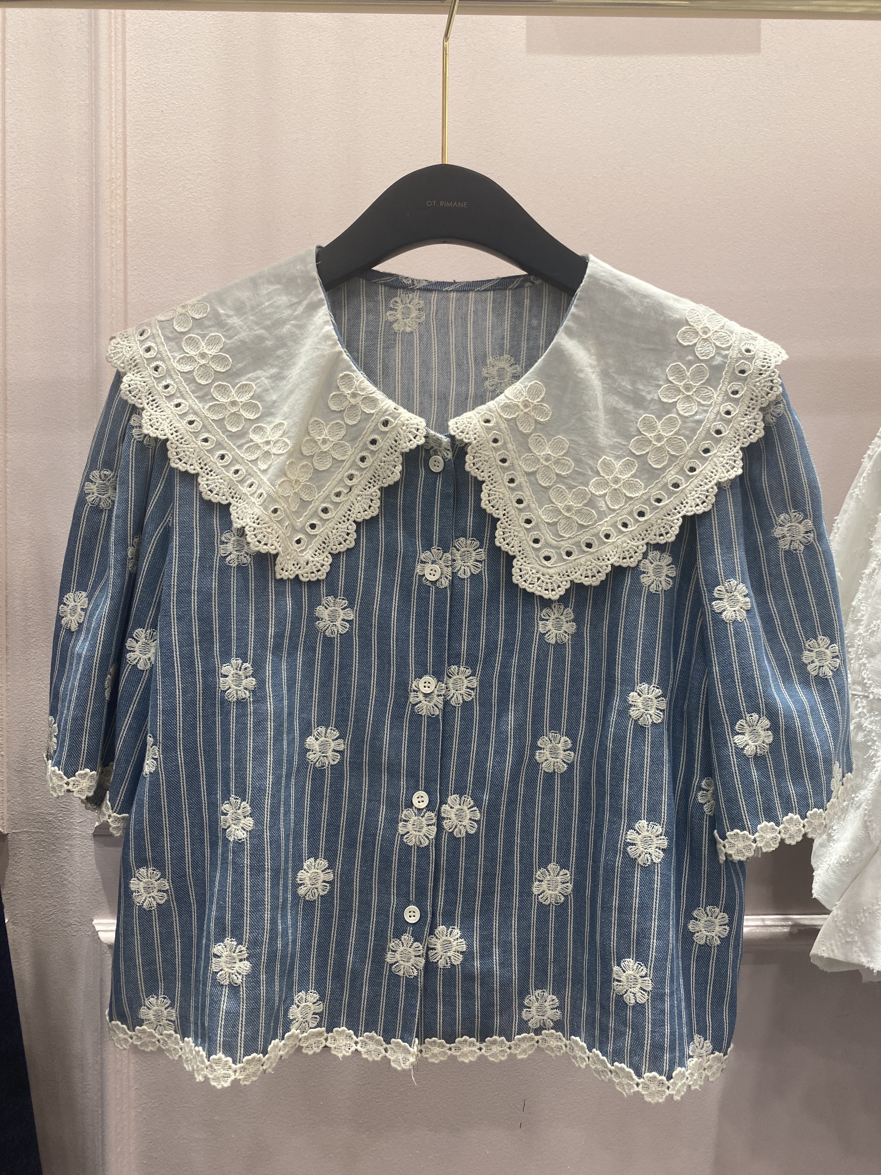 限量]OT108   LACE條子上衣  胸41 長18 $449