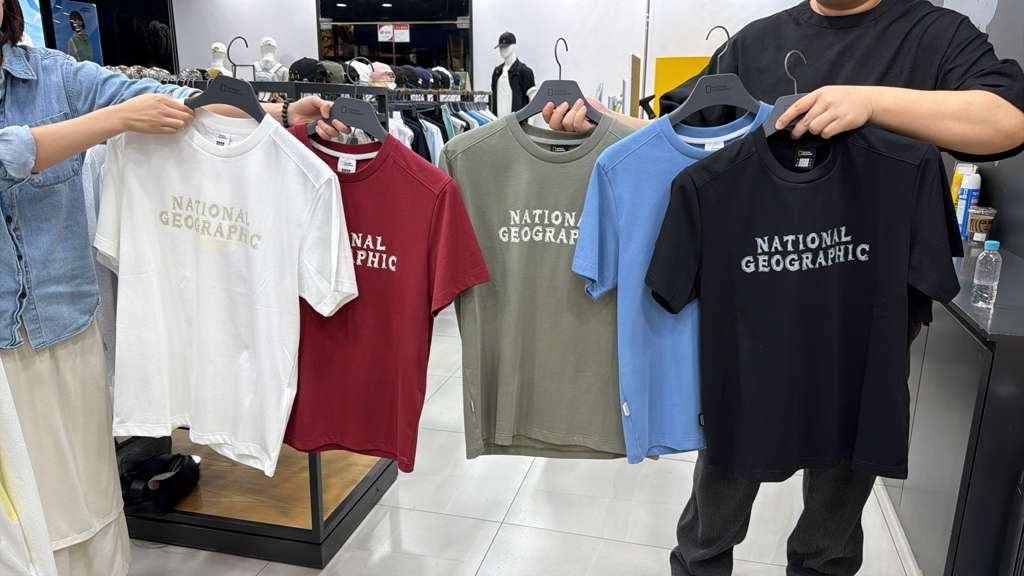 BQ086 National Geographic Tee