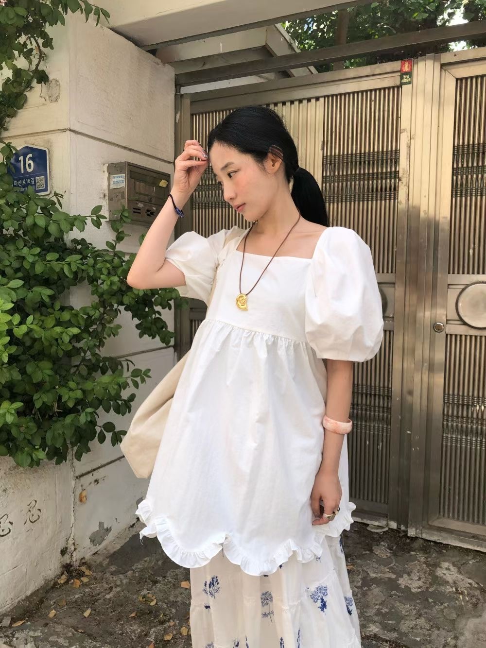 大蓬袖荷葉襬娃娃洋裝