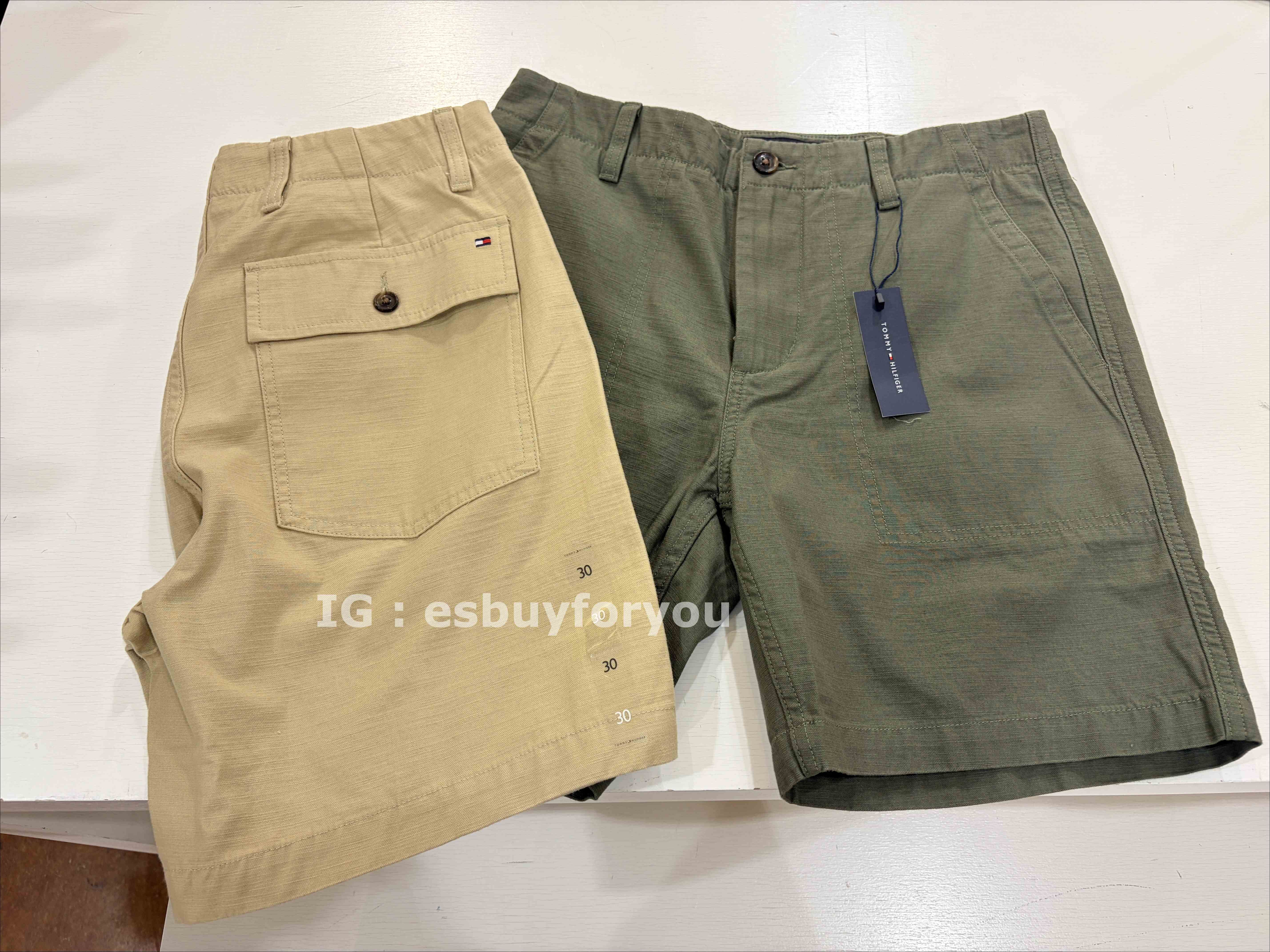 TOMMY 男大人 硬挺 工裝風格 牛仔布料 短褲 (2色) (7吋)