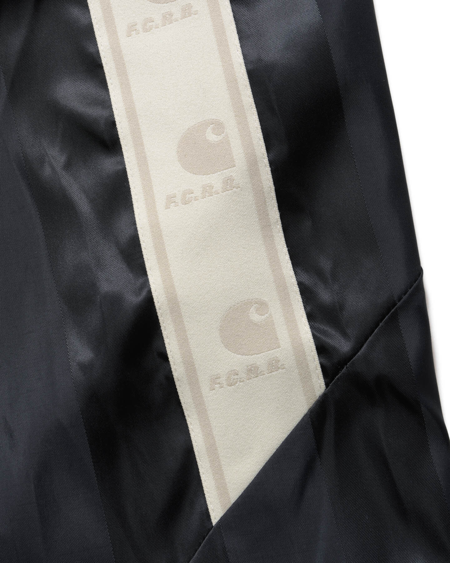 FCRB x CARHARTT WIP WARM-UP PISTE | Black