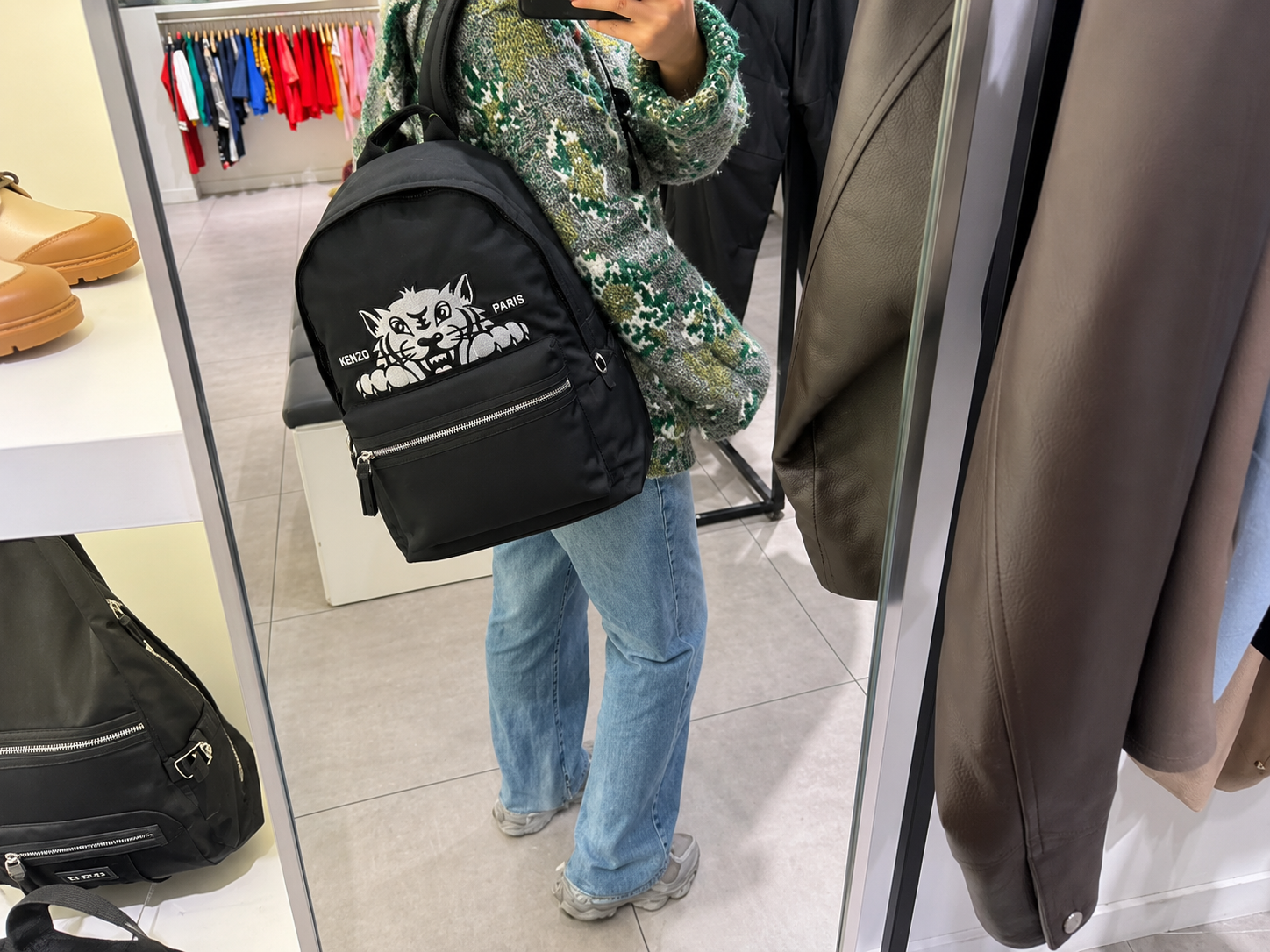 LYS01980 Kenzo 刺繡老虎頭黑色背囊