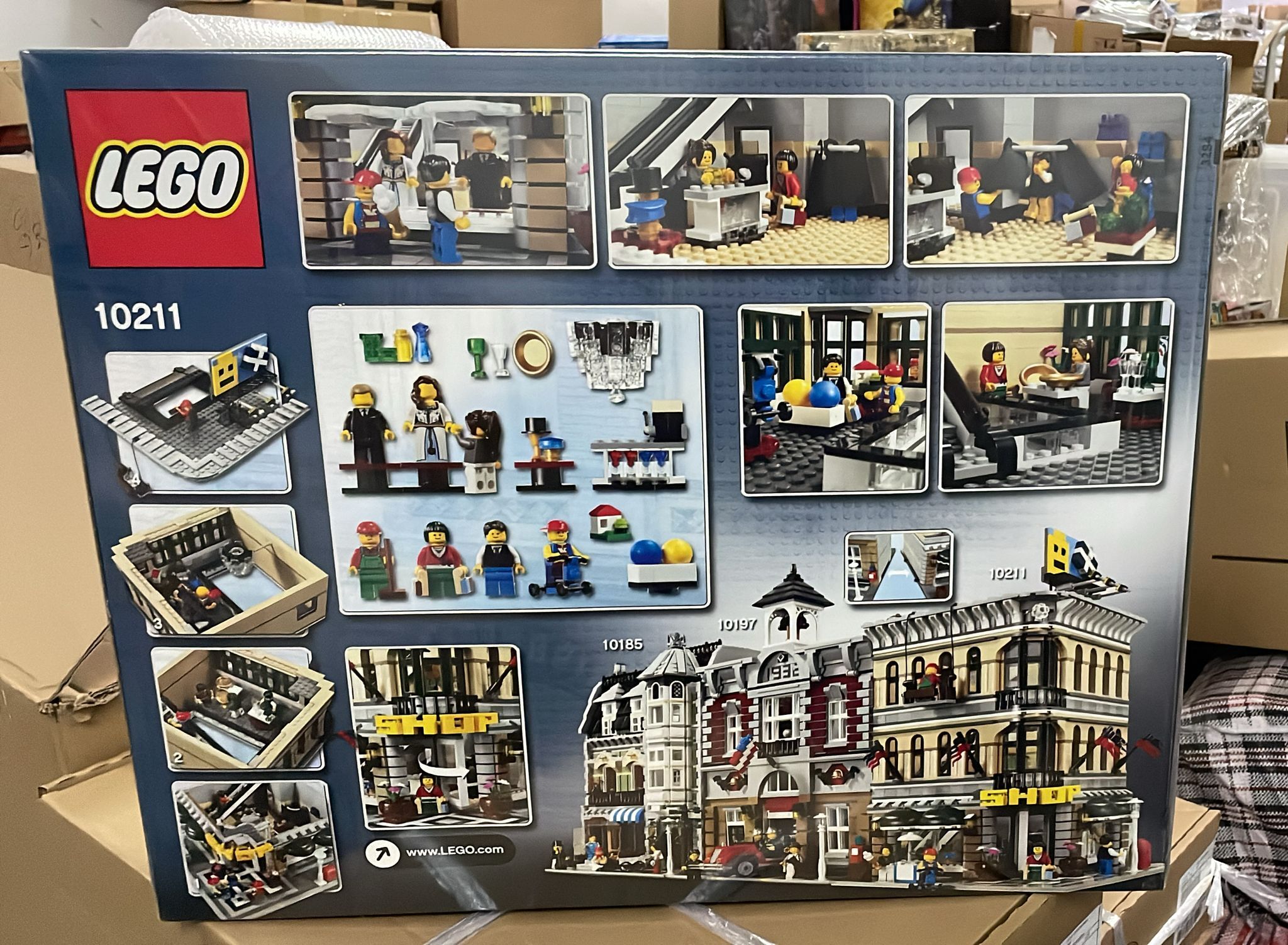 LEGO 10211 Grand Emporium 【開封盒，外盒損壞，有壓紋，殘盒不設退換】