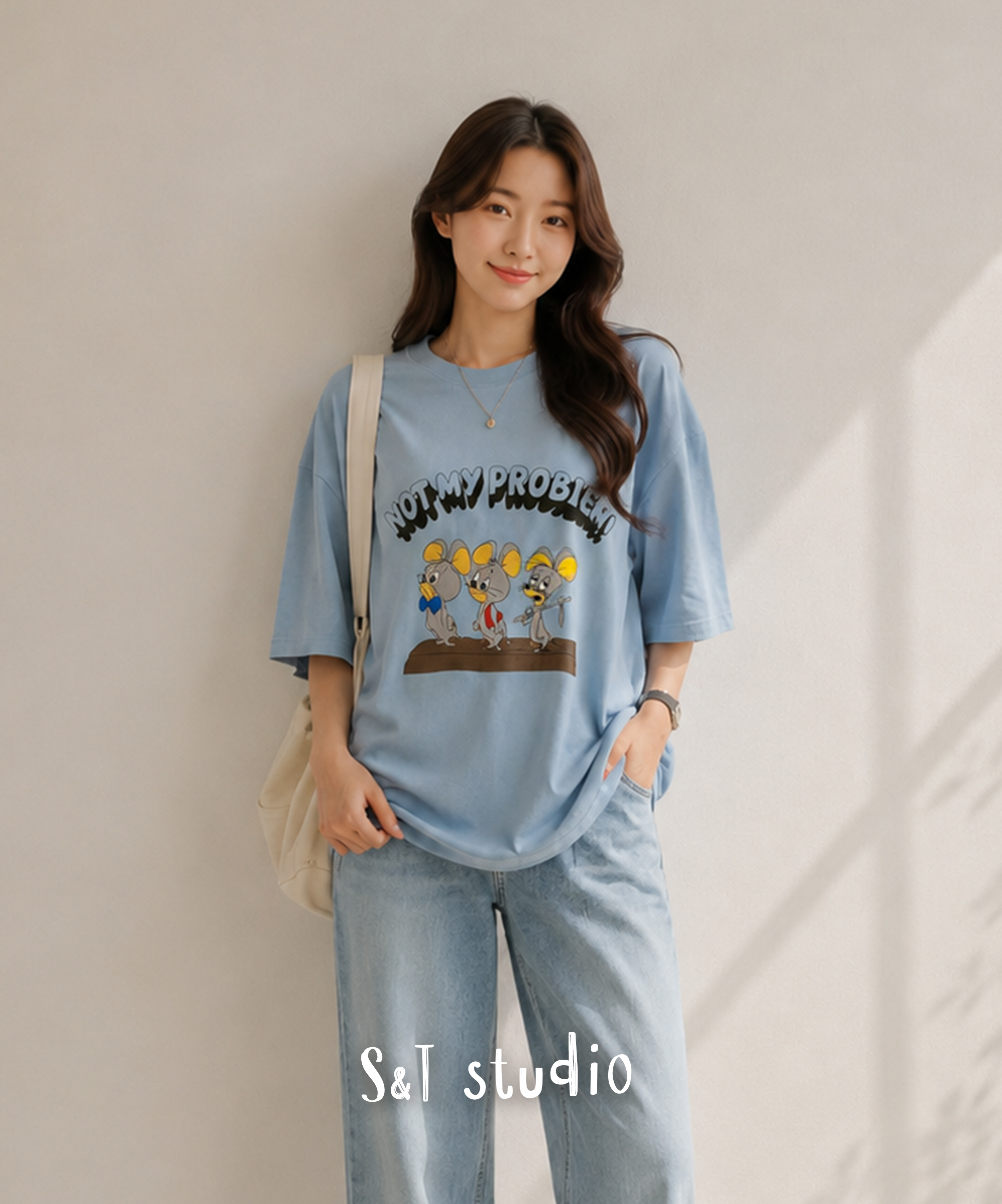 俏皮三鼠印花寬鬆女款 T-SHIRT