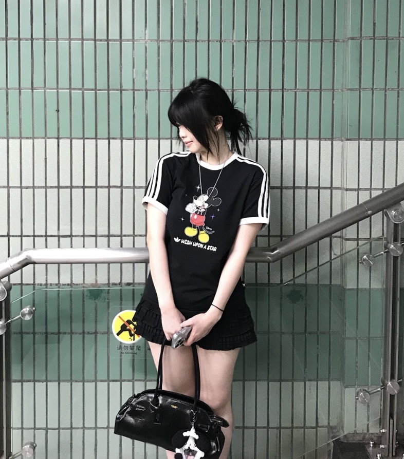 男女款 ADIDAS X DISNEY MICKEY WISH TEE 黑 灰 米老鼠 米奇 迪士尼 聯名款 許願 印花 寬鬆 三葉草 短T【KT7774/KT7775】ADLP