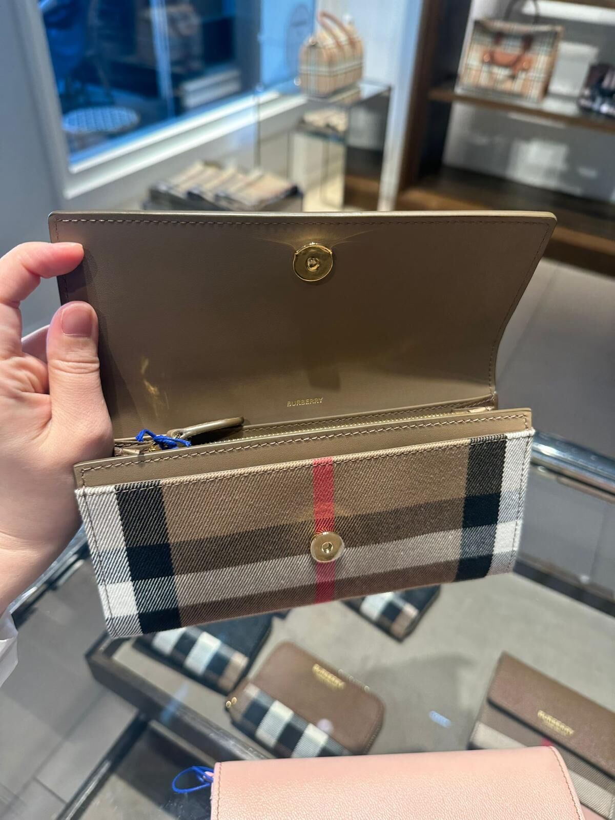 LYS01982 Burberry 牛皮拼格紋長銀包