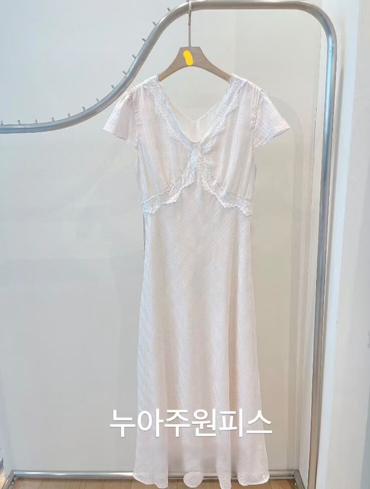 OV09 胸38 腰32 HIP48 長49.5 $519