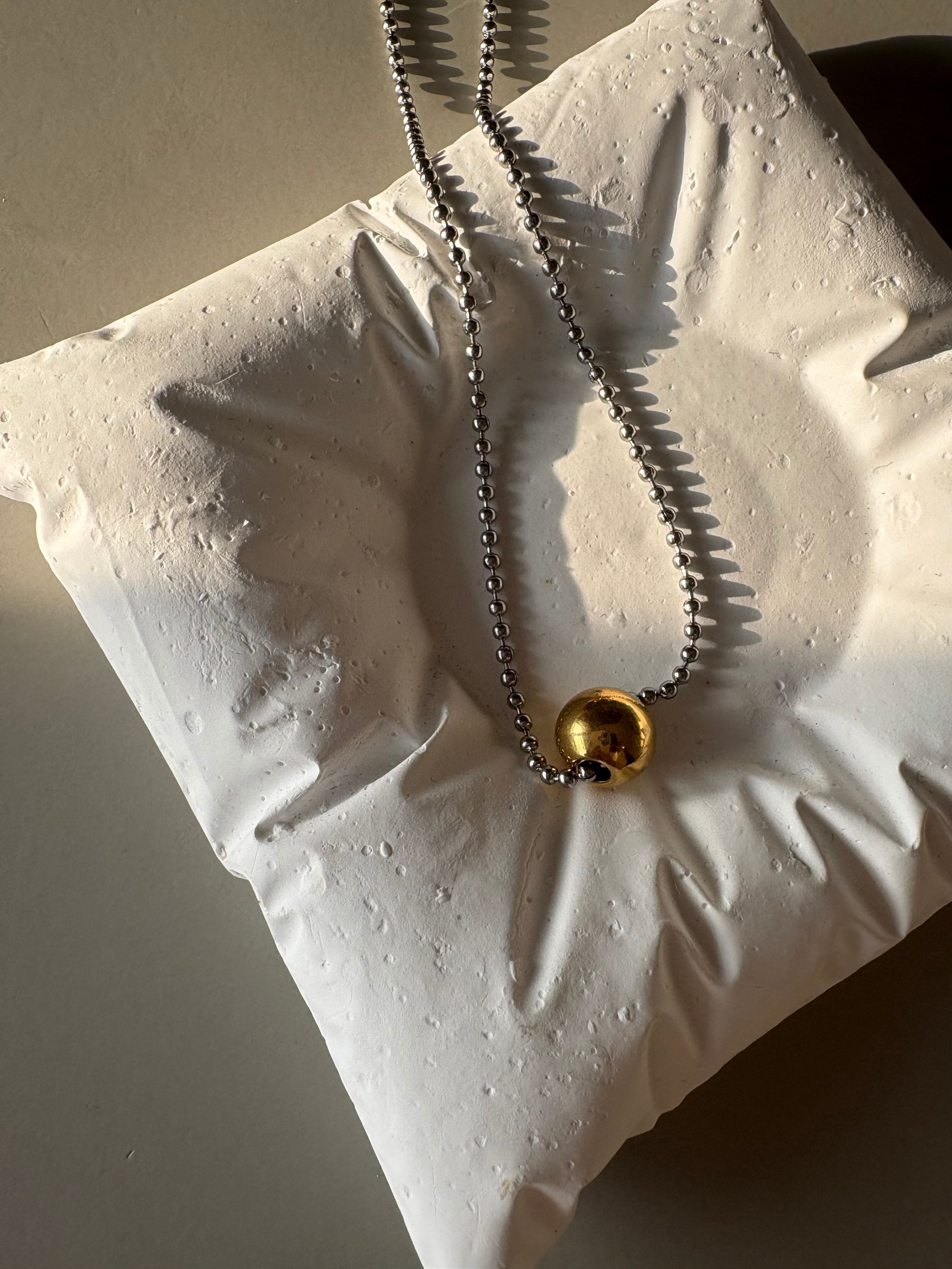 gold ball necklace