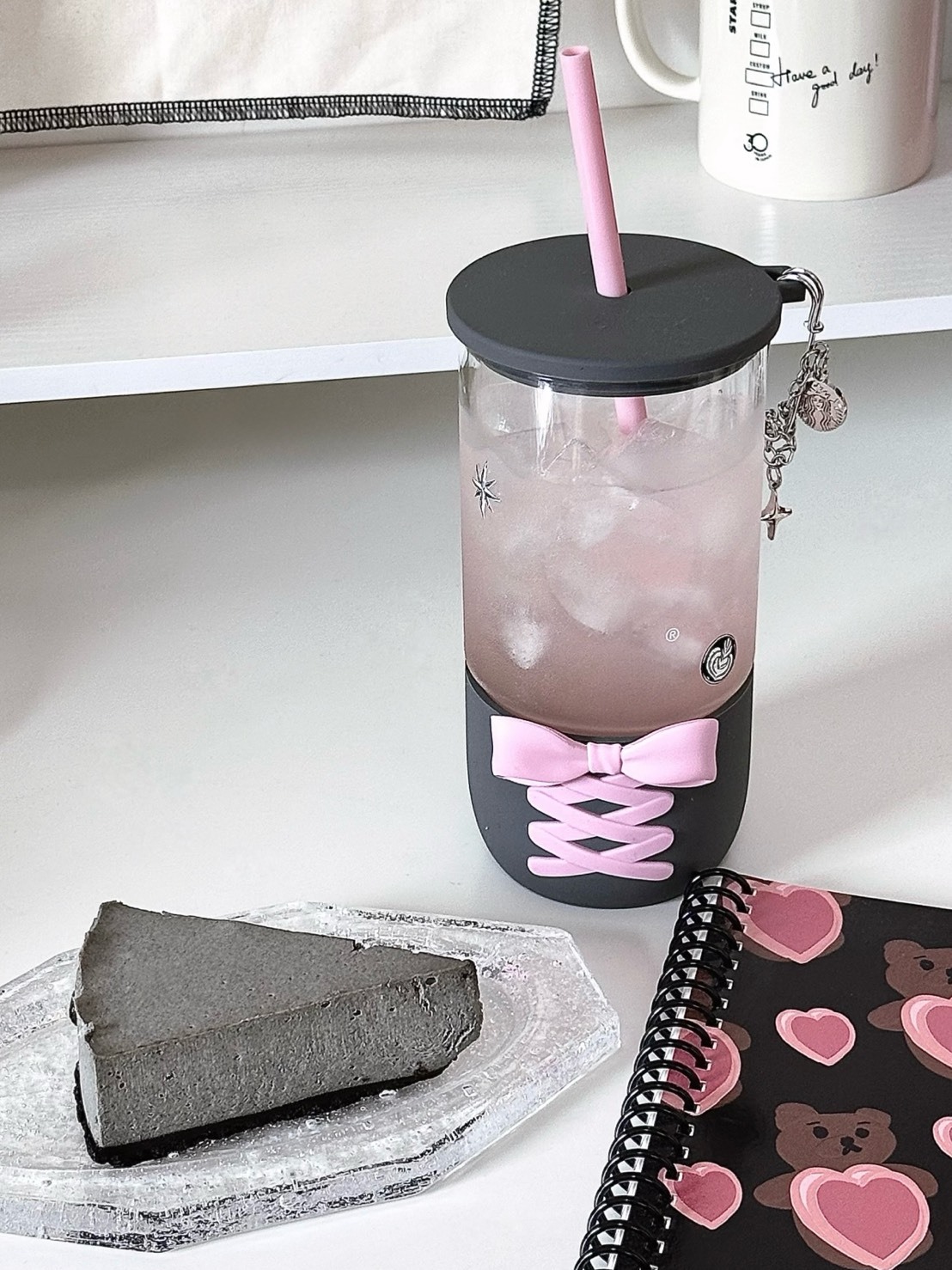 STARBUCKS 星巴克 甜心芭蕾 蝴蝶結造型 玻璃吸管杯 635ML