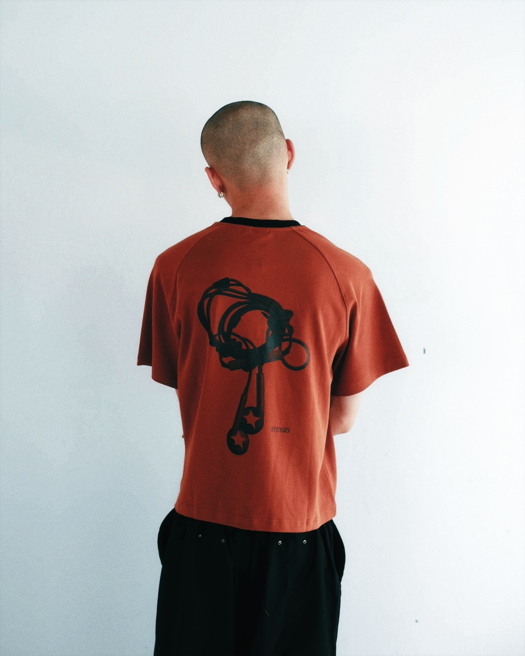 Neverland Earphone TEE 復古 耳機 短T 短袖