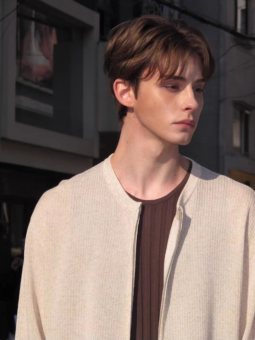 Premium No. 2 Creamy Offwhite Zip-Up Cardigan