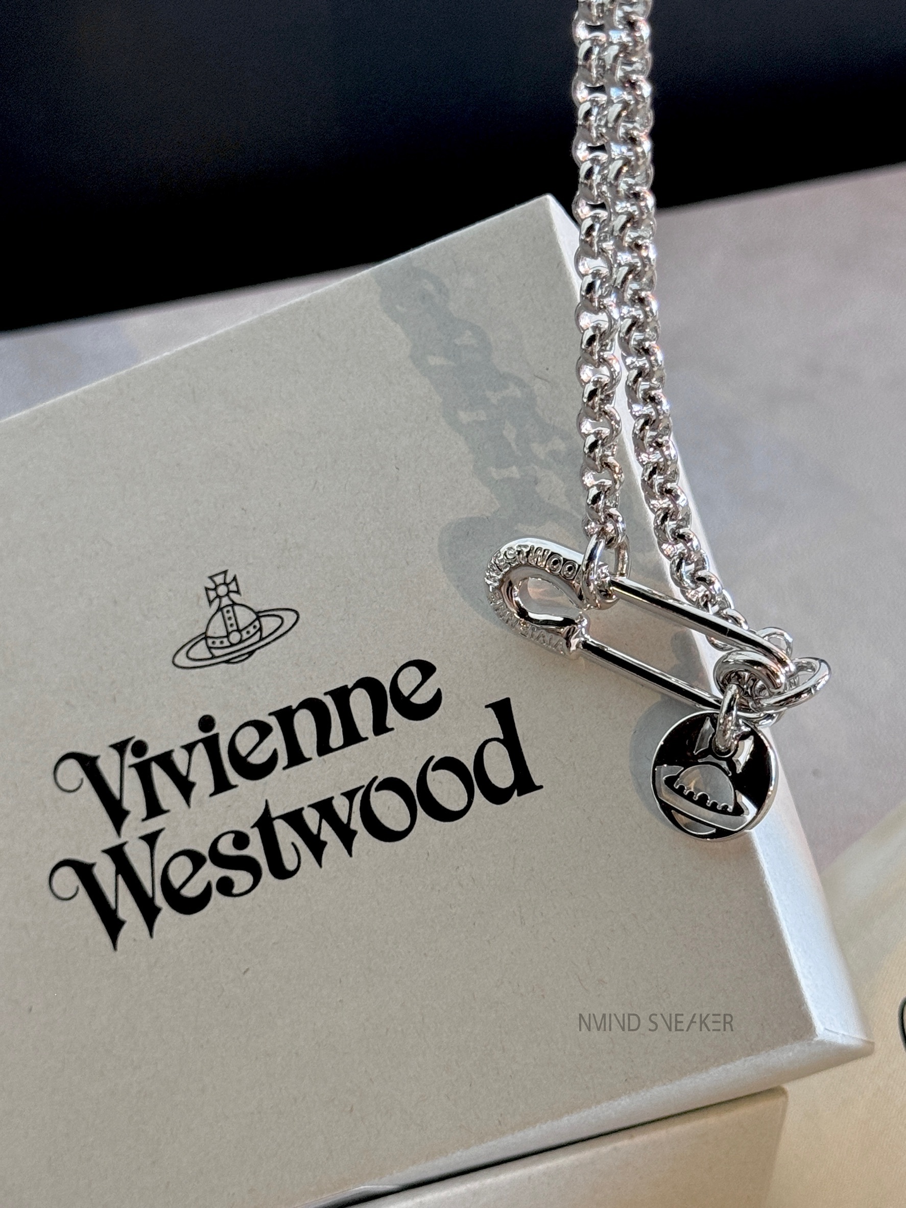 <大聲同款別針西太后🪐>Vivienne Westwood 別針項鍊