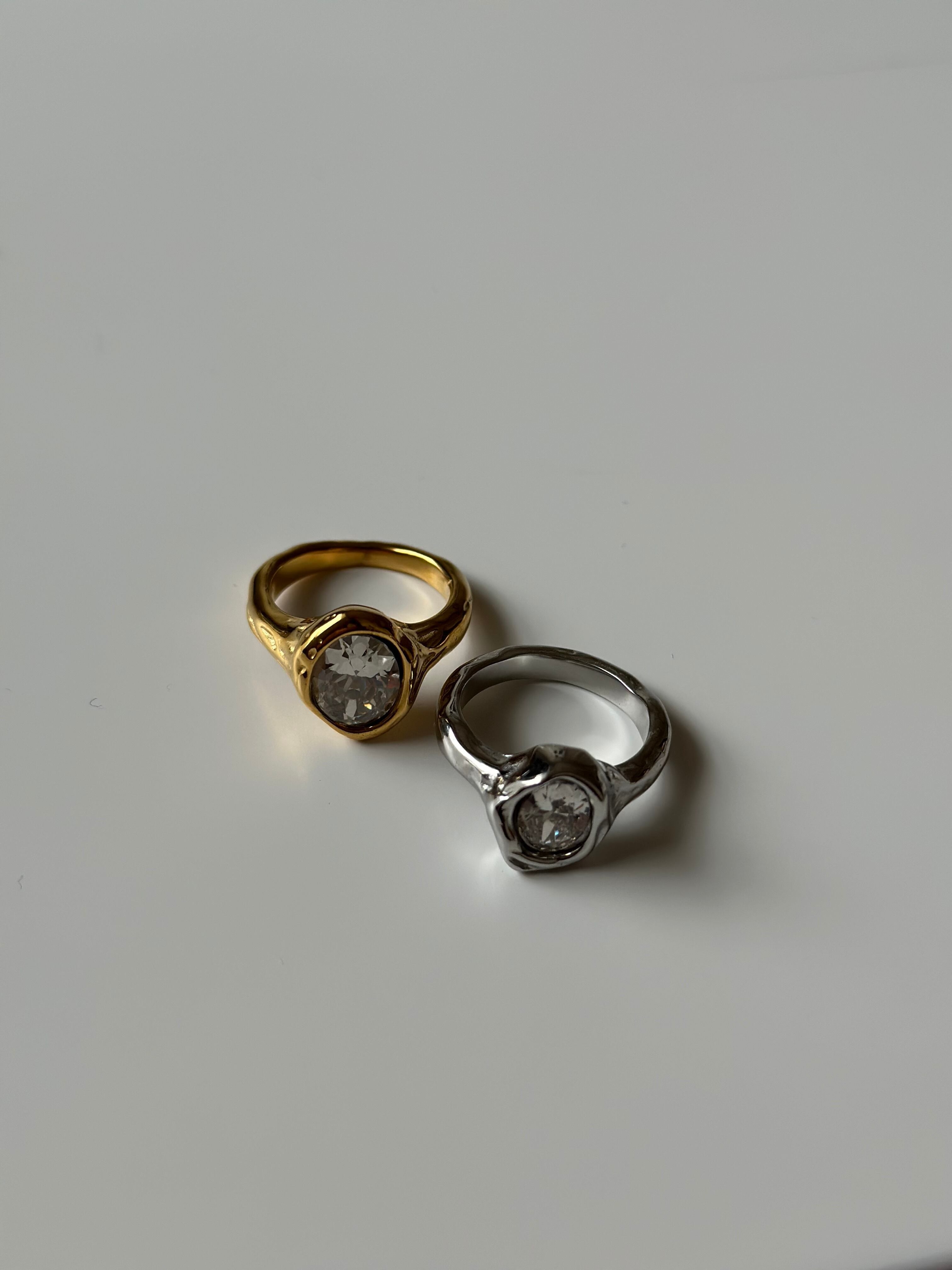 SS clear glow ring