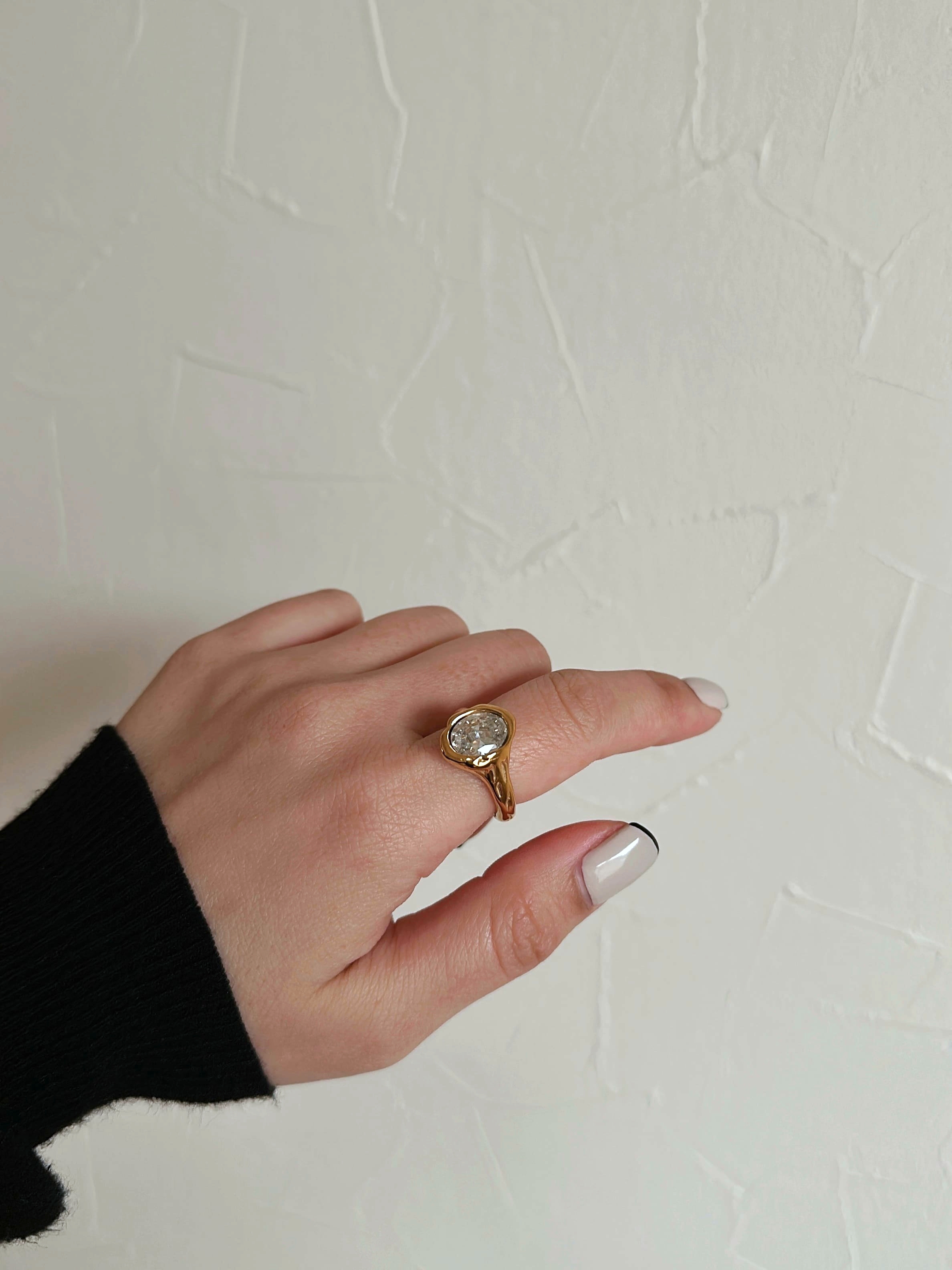 SS clear glow ring