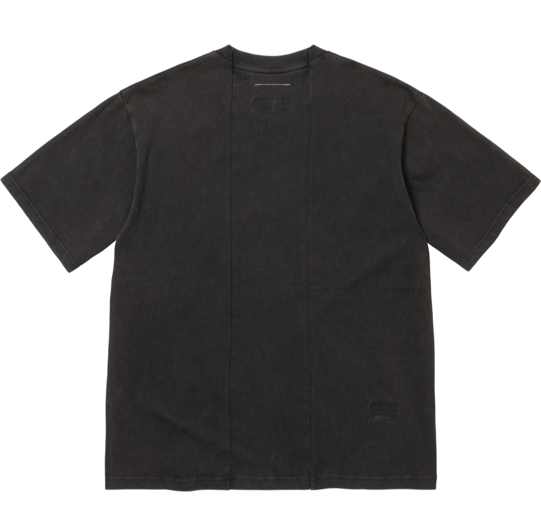 SUPREME X MM6 SPLIT GRAPHIC TOP短T (2色)