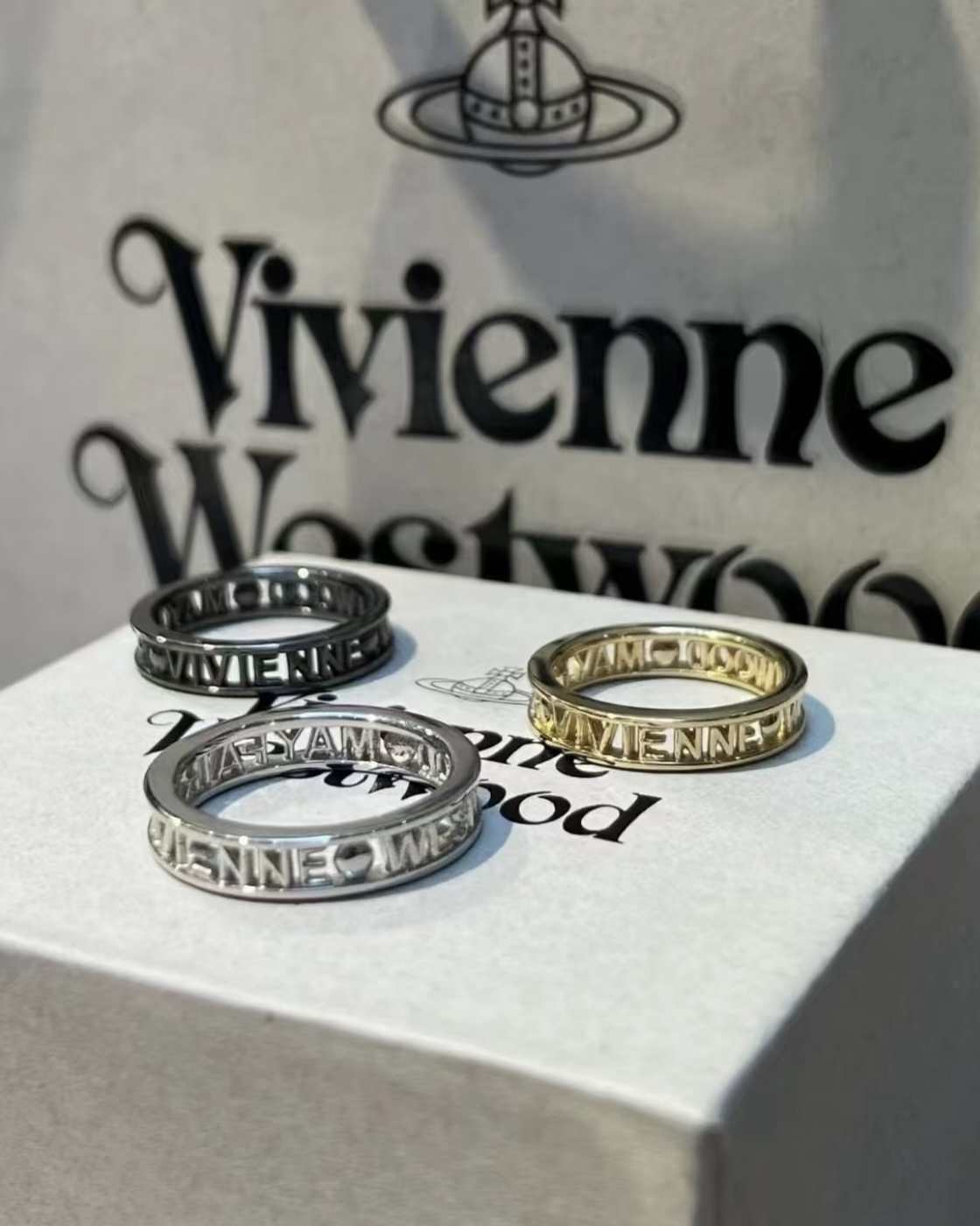 Vivienne Westwood Westminster Ring 字母鏤空 戒指 情侶戒 925純銀 西太后 薇薇安 3色