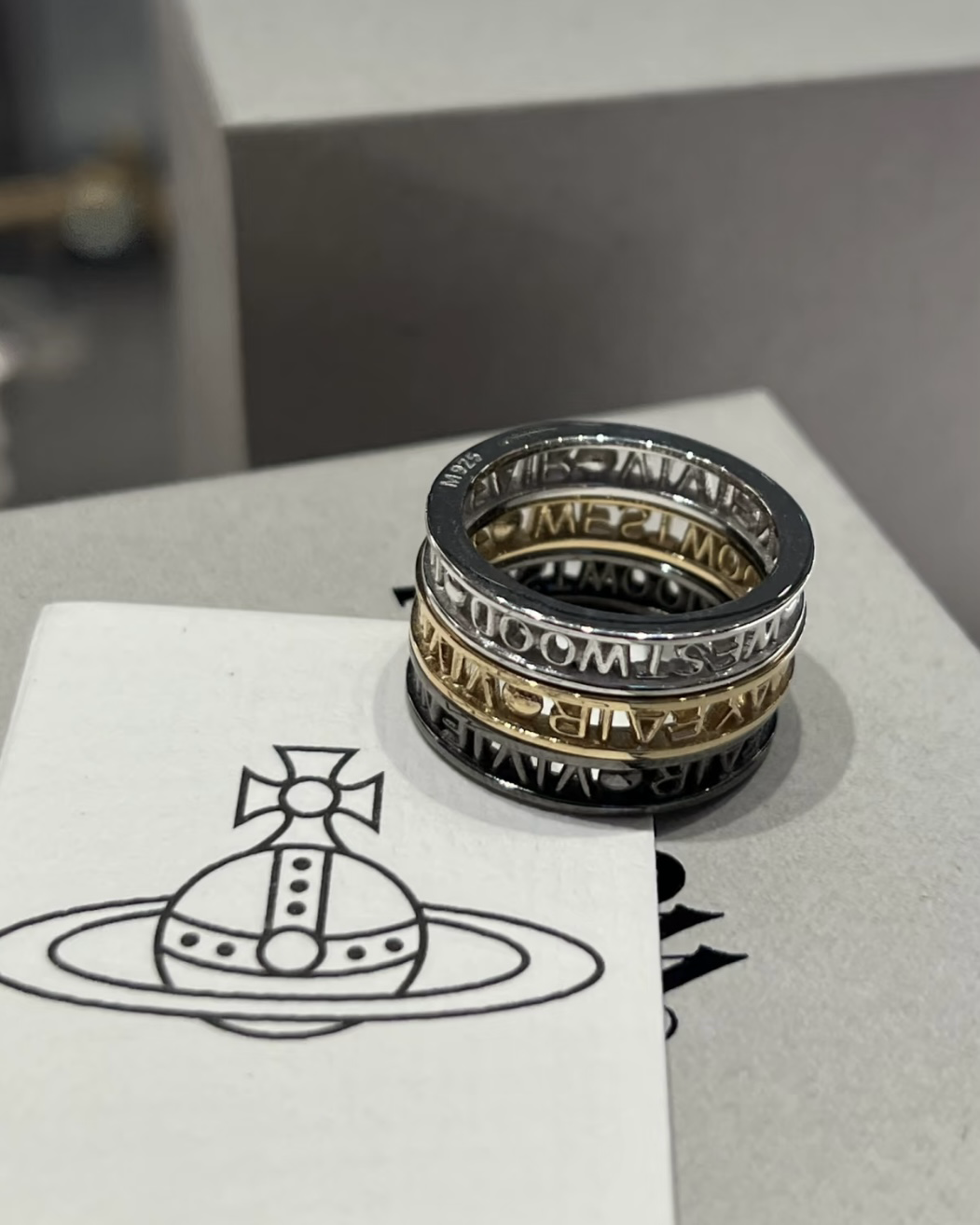 Vivienne Westwood Westminster Ring 字母鏤空 戒指 情侶戒 925純銀 西太后 薇薇安 3色