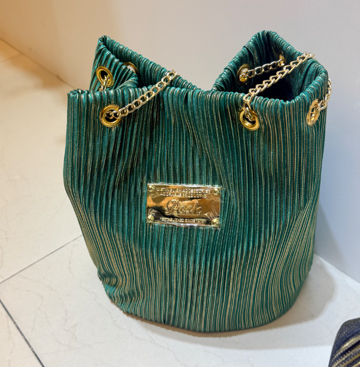 0625HB66-THAILAND-HANDBAGS-金絲褶皺奢華綠鍊條水桶包（A66）