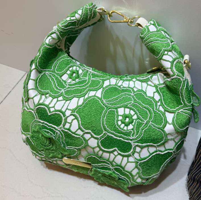 0625HB68-THAILAND-HANDBAGS-草綠蕾絲鏤空牛角半月包（A68）