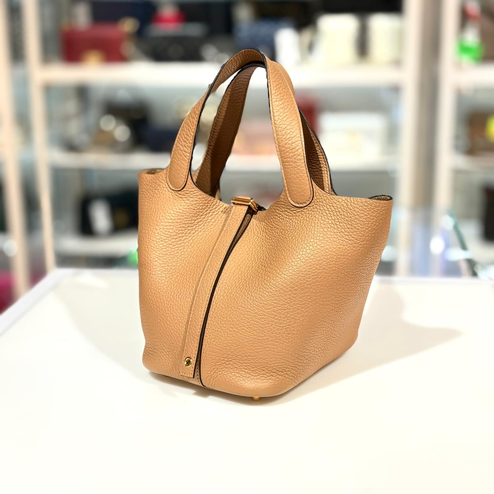 DISPLAY!!! 全新HERMES PICOTIN 18  Z  OM CHAI GHW 奶茶色/金扣 TC皮 #P18 #BRAND NEW #香榭站正品
