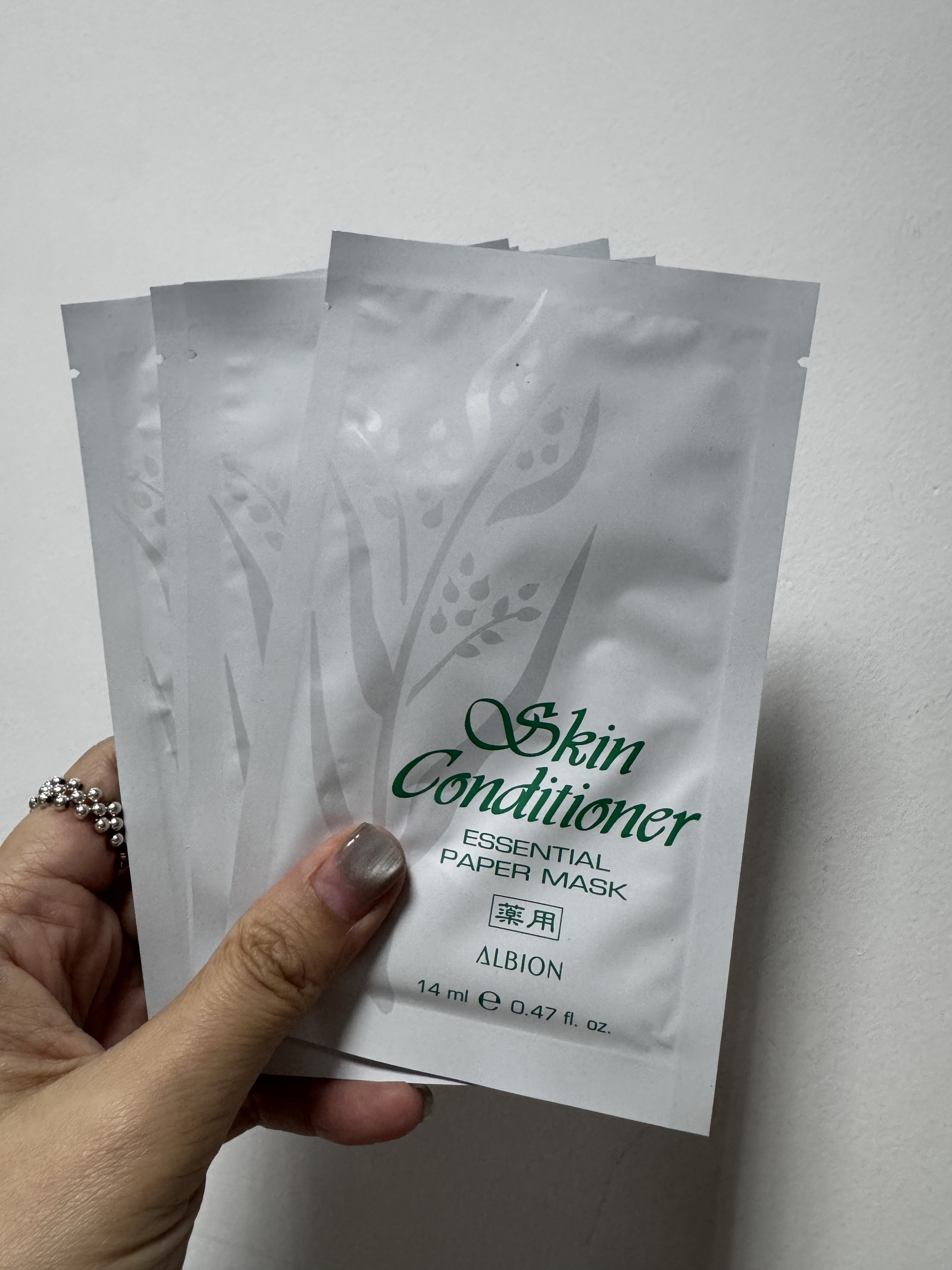 日本 Albion 爽肤精萃水面膜$35/2PCS
