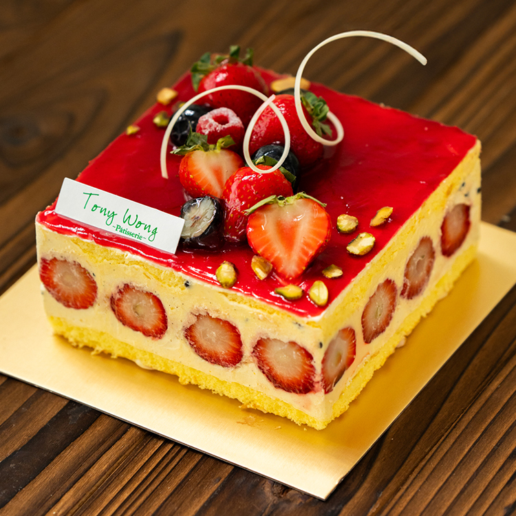 French Strawberry Cake PTW348L