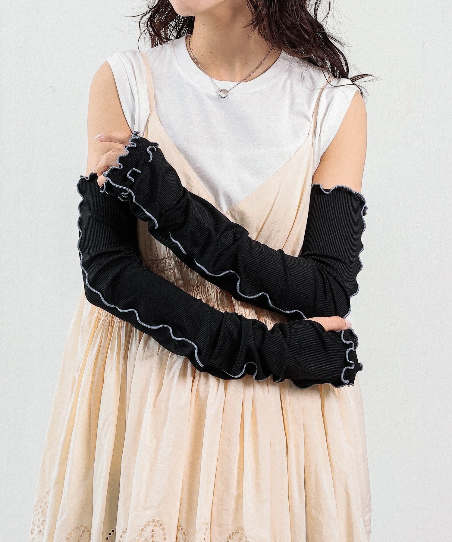<仙女袖套🧚🏻>日本 EMESUELEE 防曬 涼感 滾邊 撞色 袖套 六色