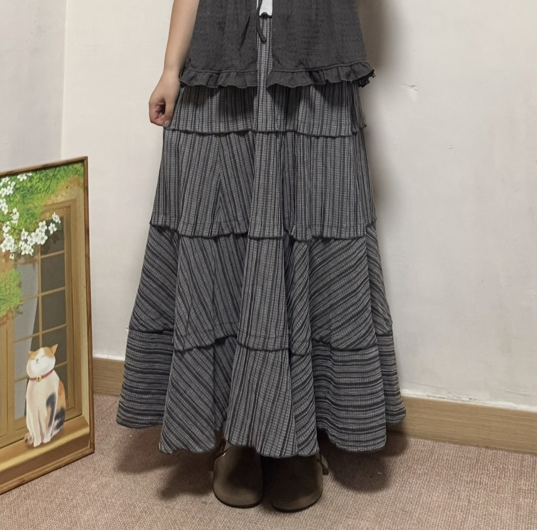 顯高瘦～直紋層層半身裙
