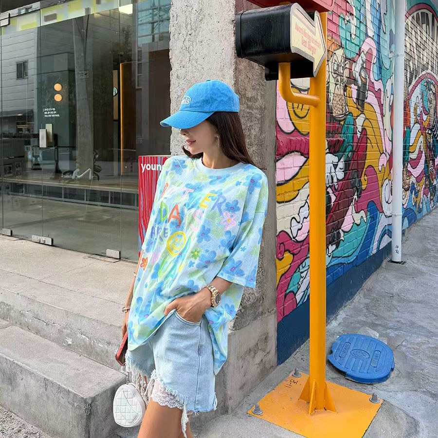 彩花寬鬆度假T