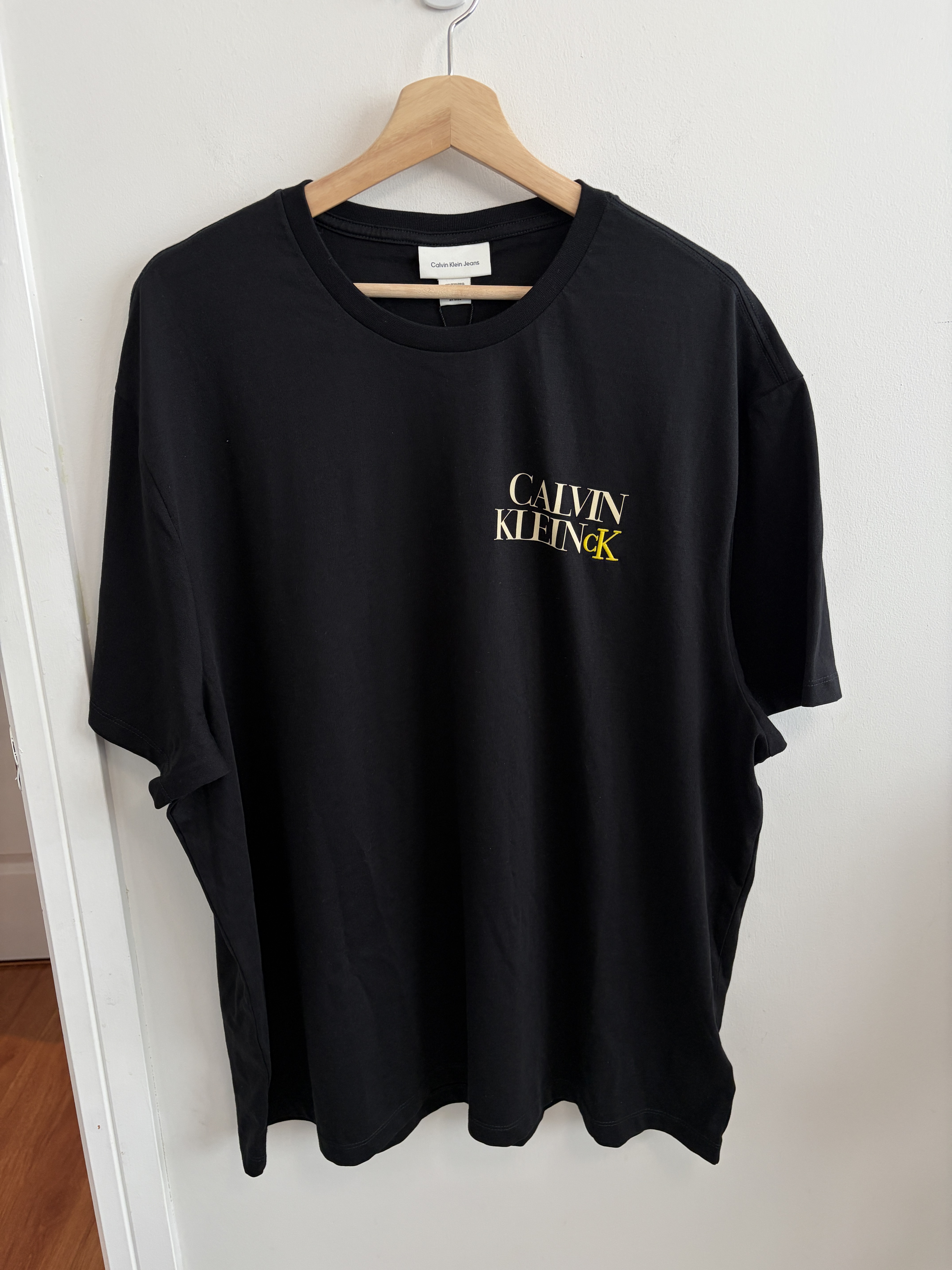 CK 男大人 小刺繡字樣 短TEE