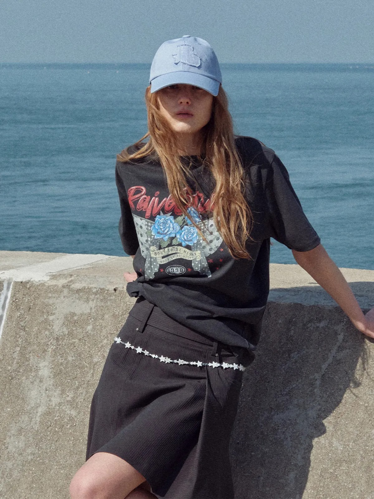 RAIVE Dot Rose Graphic T-shirts