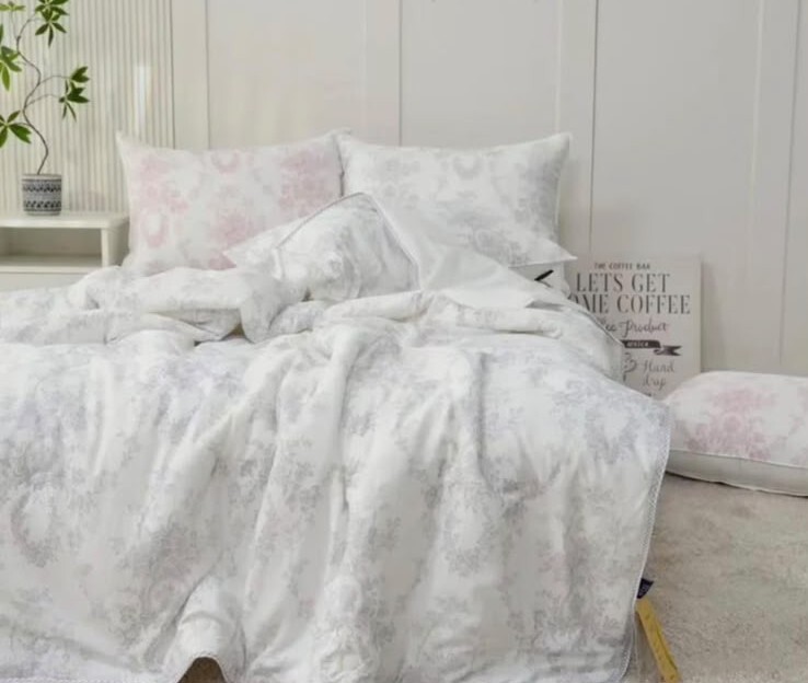 O90 (福利彩蛋價) -7.9 度 天絲涼感被 S Size: 160x210 $499 / Q size: 200x230 $599 枕頭袋$109/1個 $199/2個 made in korea