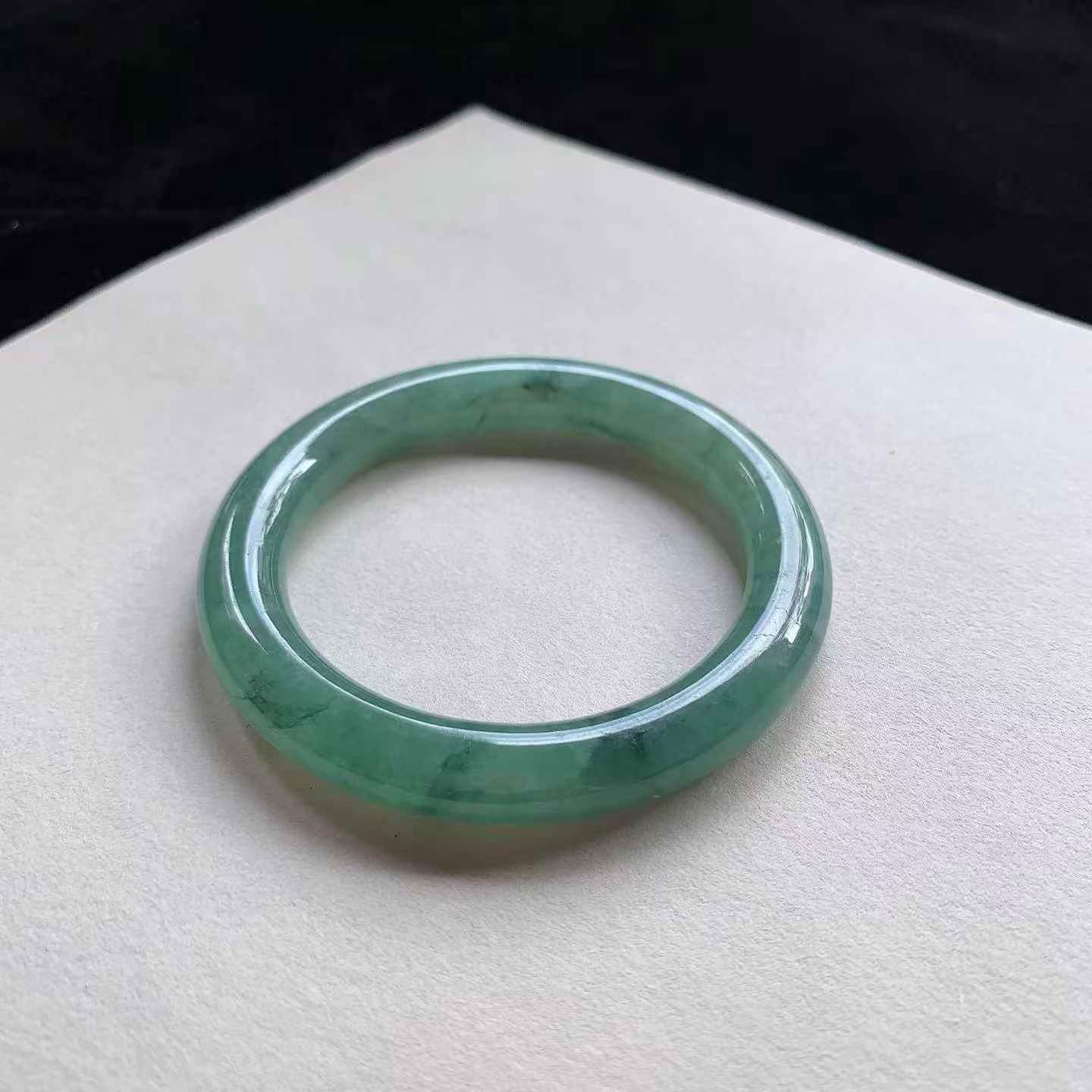 油綠圓條翡翠手鐲,天然翡翠A玉, 緬甸玉, Jade, Jadeite