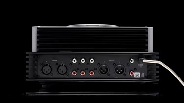 iFi Audio iCAN PHANTOM Headphone Amp supplies a wide array of balanced and single-ended connection options