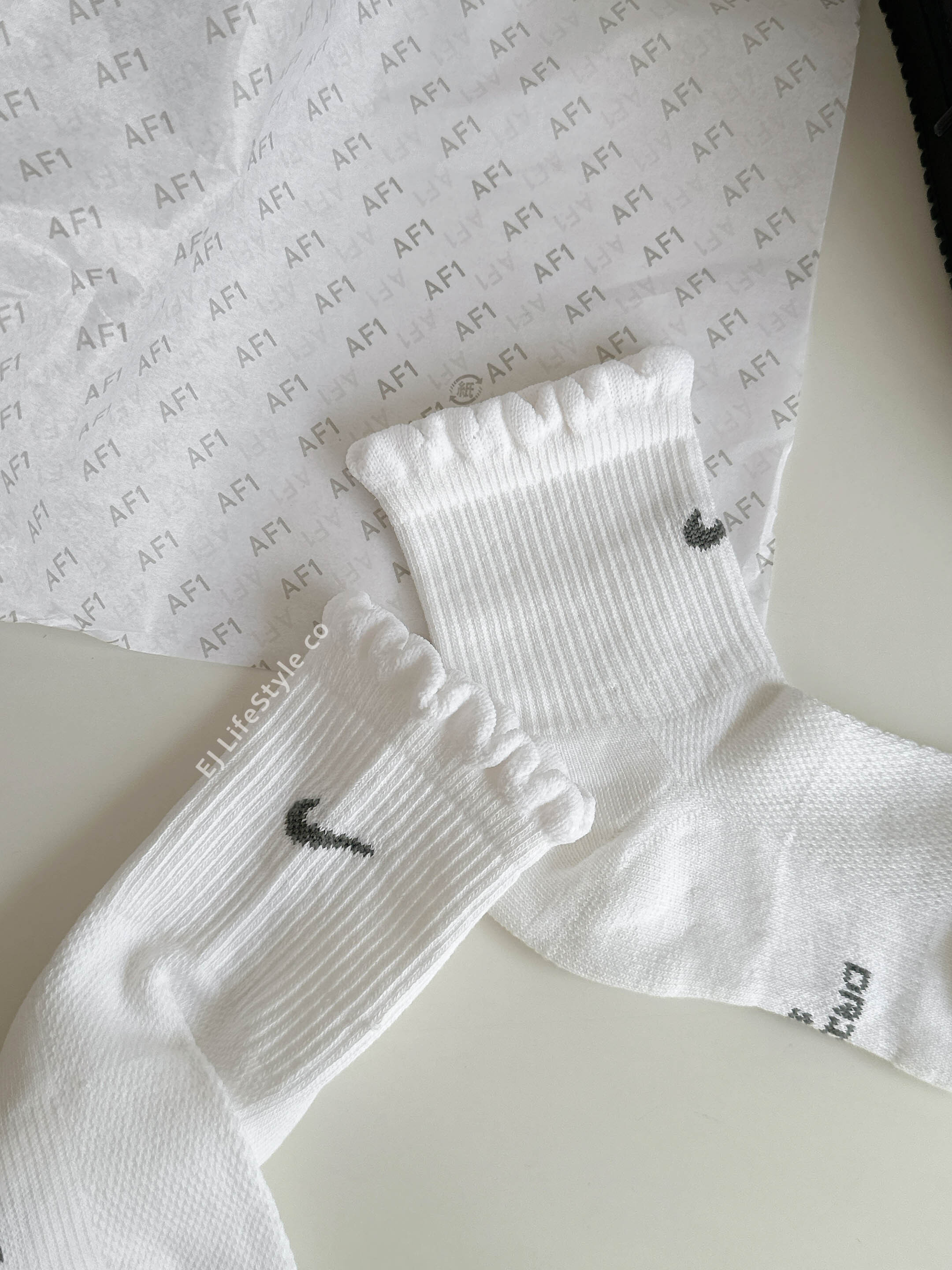 NIKE Everyday 中筒襪 襪子 白色 奶油白 花邊 荷葉邊 兩入一組 IH8621-910 / 現貨