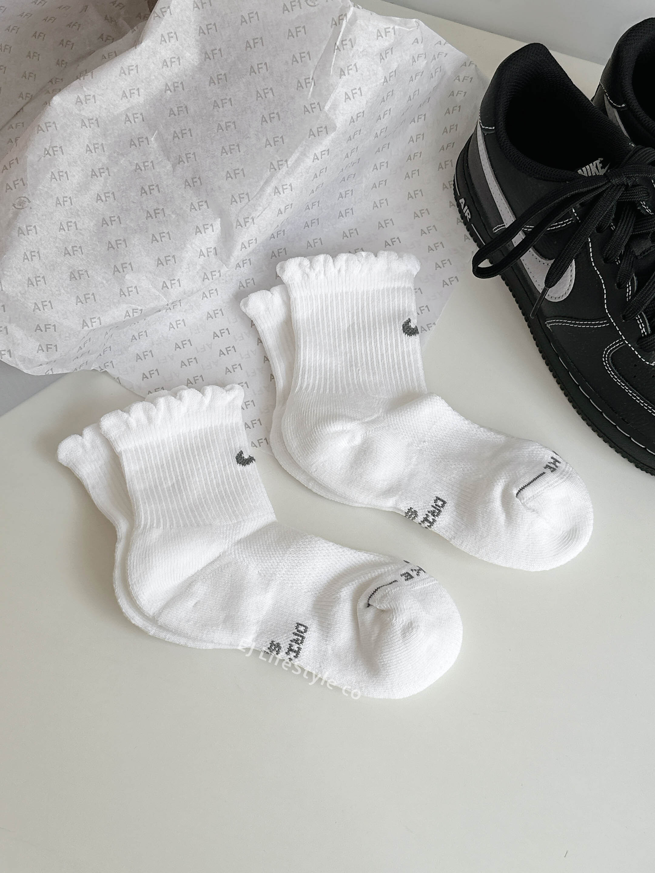 NIKE Everyday 中筒襪 襪子 白色 奶油白 花邊 荷葉邊 兩入一組 IH8621-910 / 現貨