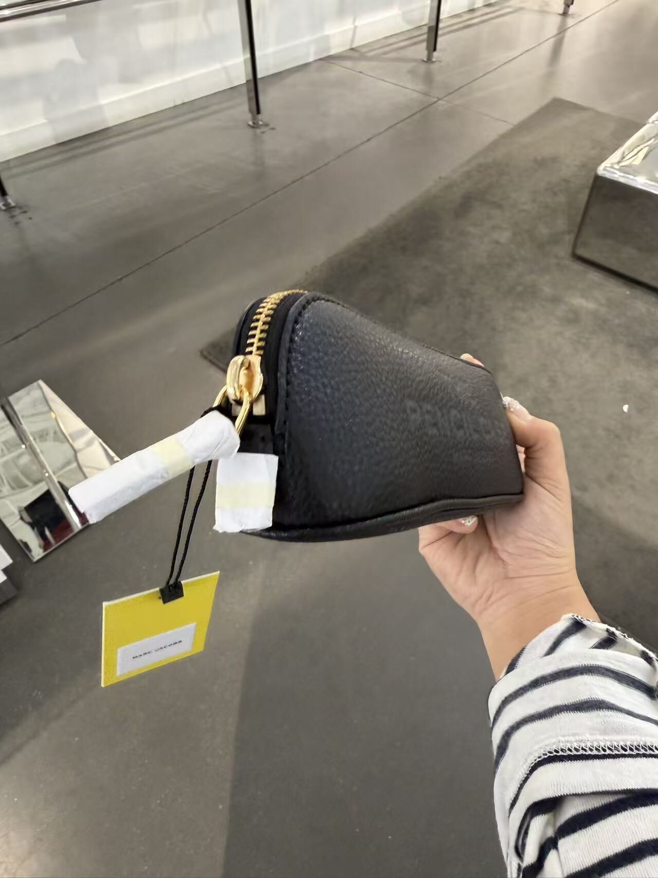 【直播】Marc Jacobs LX062632 皮革筆袋
