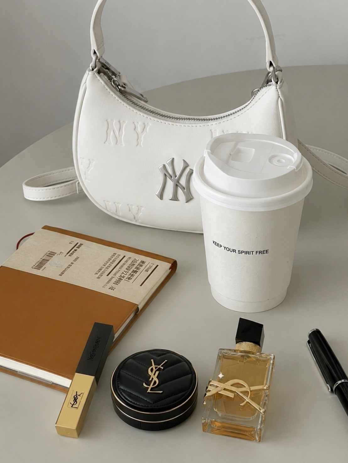 MLB MONOGRAM 老花系列 26SS 壓紋 餃子包