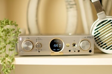 iFi Audio Pro iDSD Signature Streamer DAC / Amp is the new flagship reference-class DAC