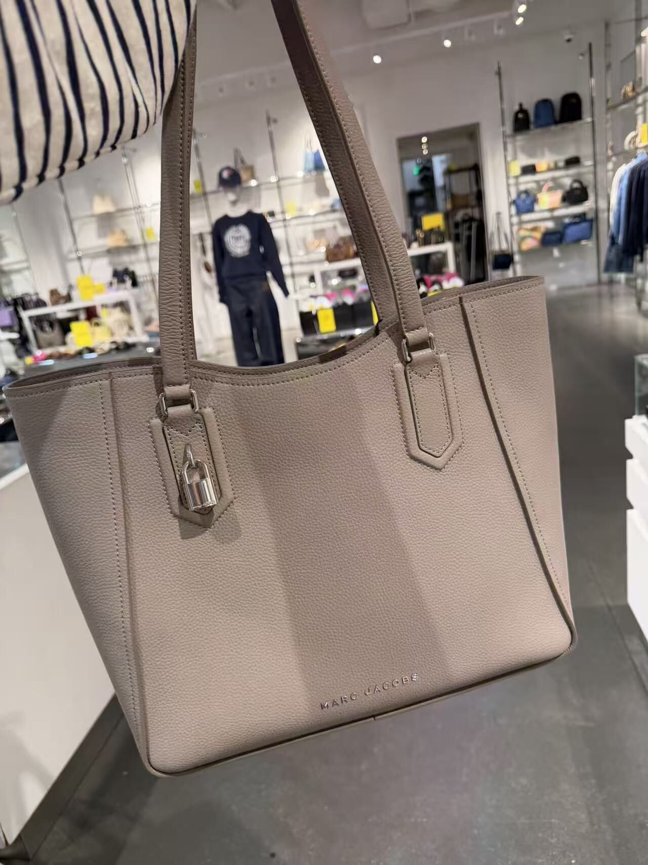 【直播】Marc Jacobs LX062638 托特包