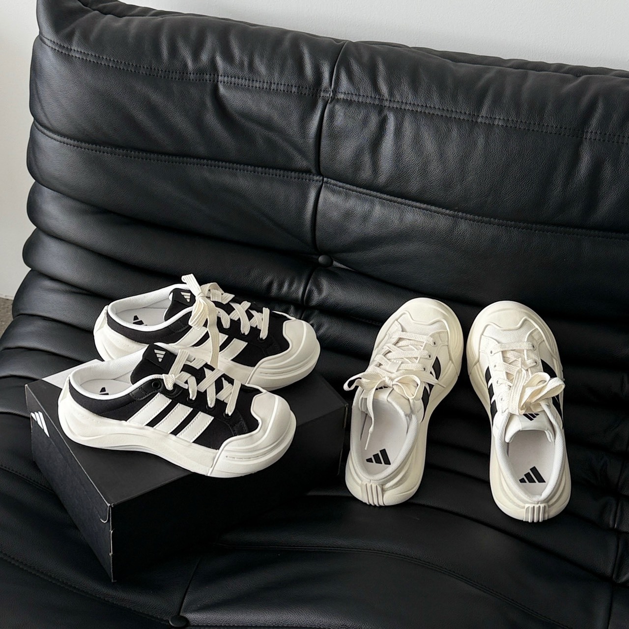 【OWN】ADIDAS MAXXCOURT MULE 懶人 穆勒 麵包鞋 厚底 增高 不分男女 黑色 HQ9514 白色 LA4473