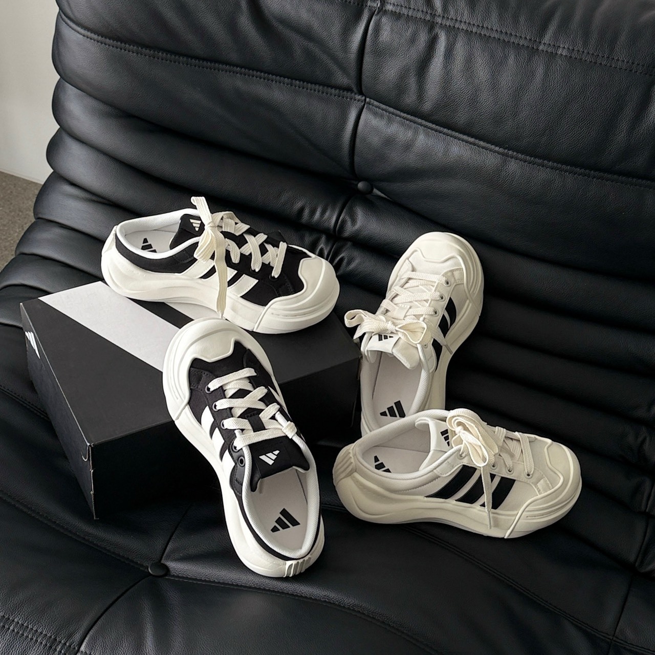 【OWN】ADIDAS MAXXCOURT MULE 懶人 穆勒 麵包鞋 厚底 增高 不分男女 黑色 HQ9514 白色 LA4473